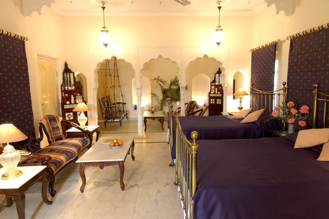 Castle Hotel