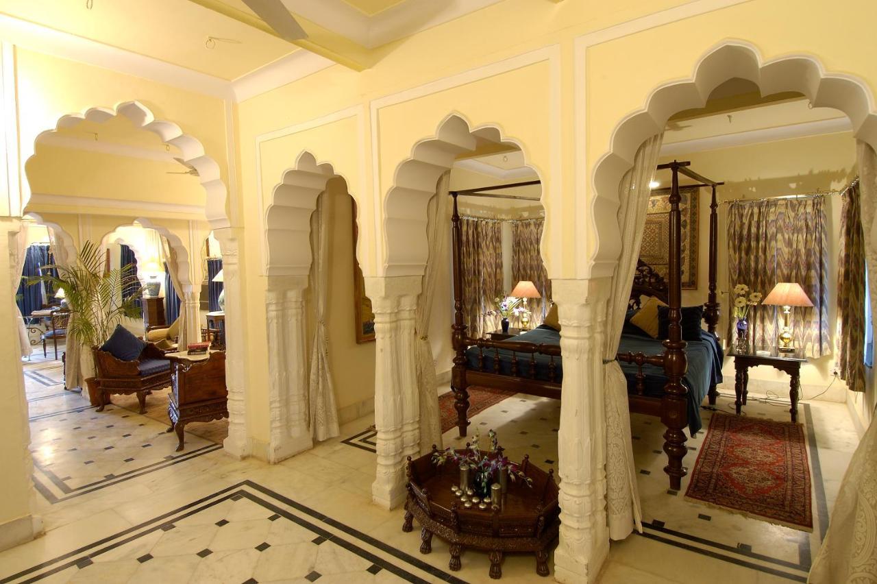 Castle Hotel