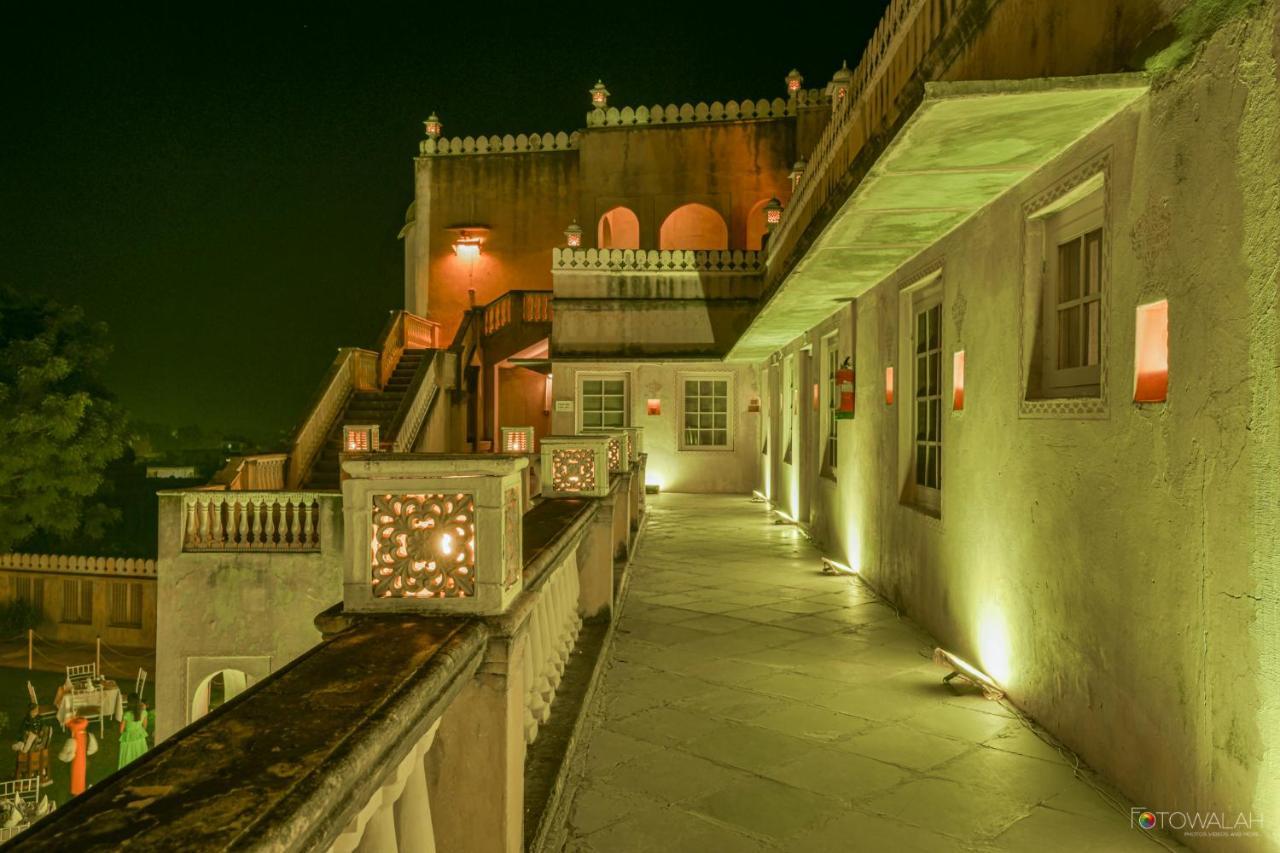 Castle Hotel